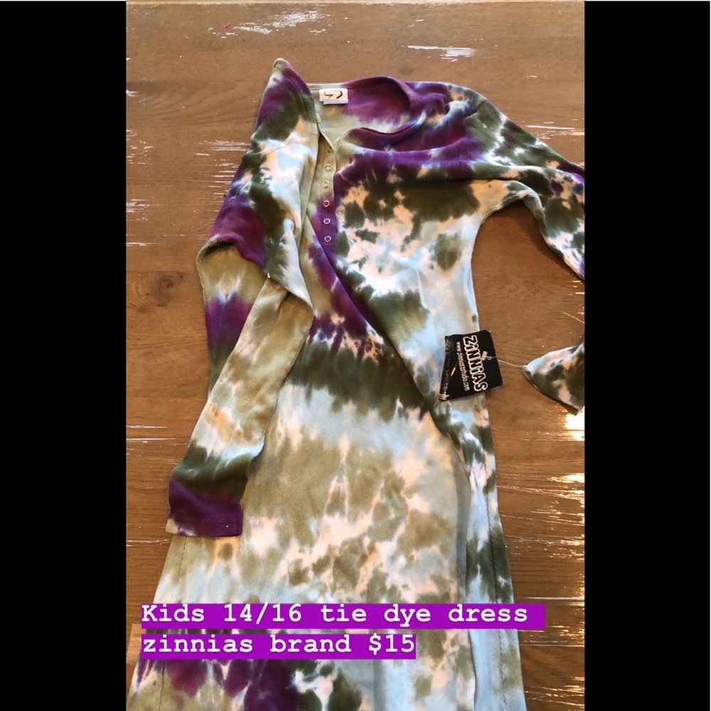 Tie Dye snap button tie-dye dress
